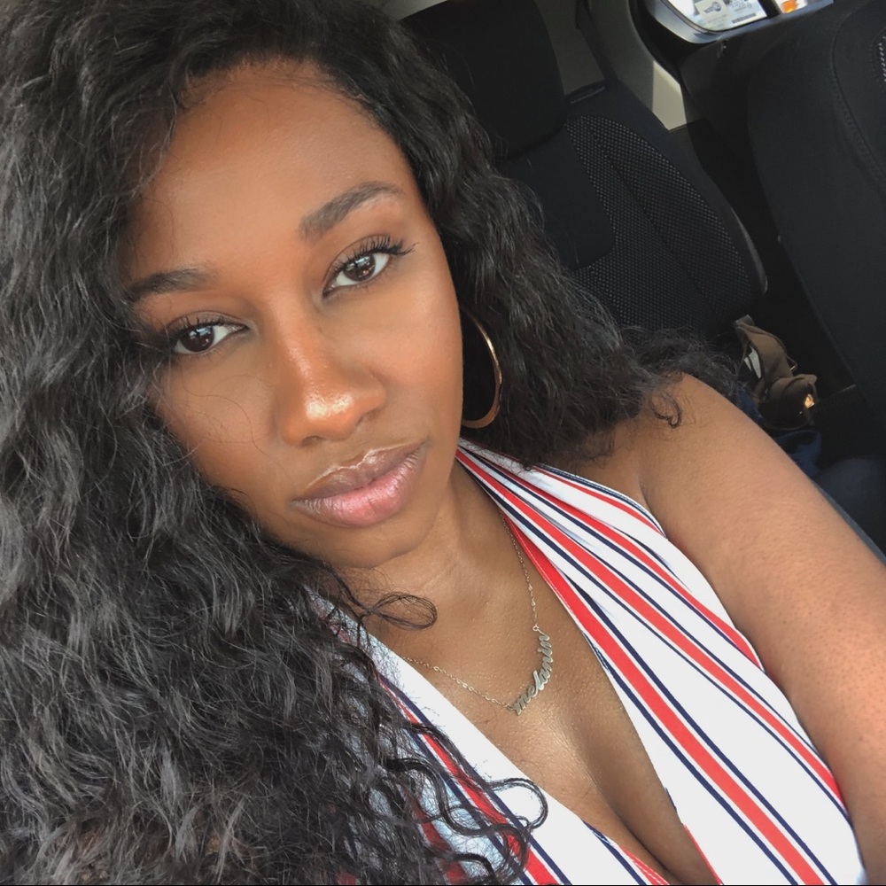 Meet your Posher, Brittney